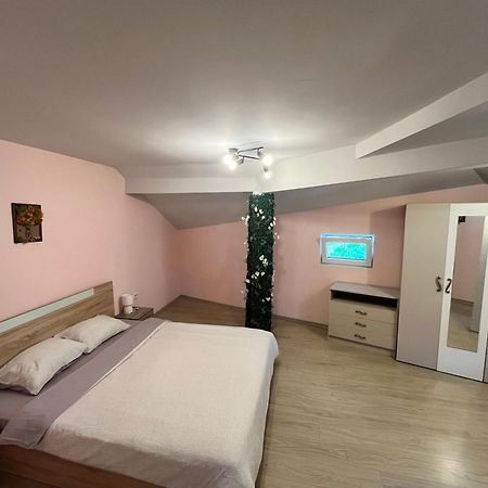 Apartment Happy Holiday Lazur Burgas Luaran gambar
