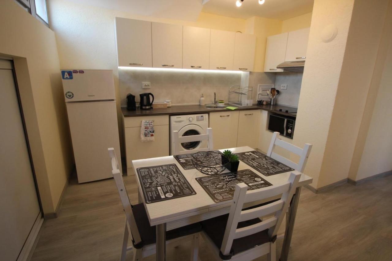 Apartment Happy Holiday Lazur Burgas Luaran gambar