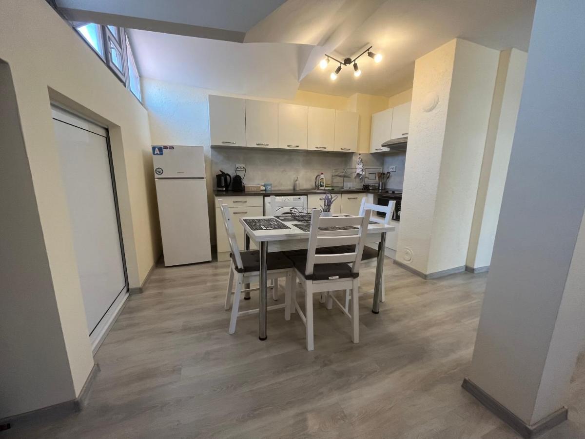 Apartment Happy Holiday Lazur Burgas Luaran gambar